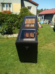 (17) Sluneční tavidlo připravené k tavení vosku